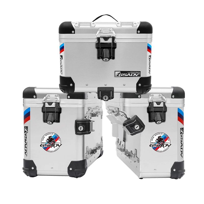 Three silver cases of zing style