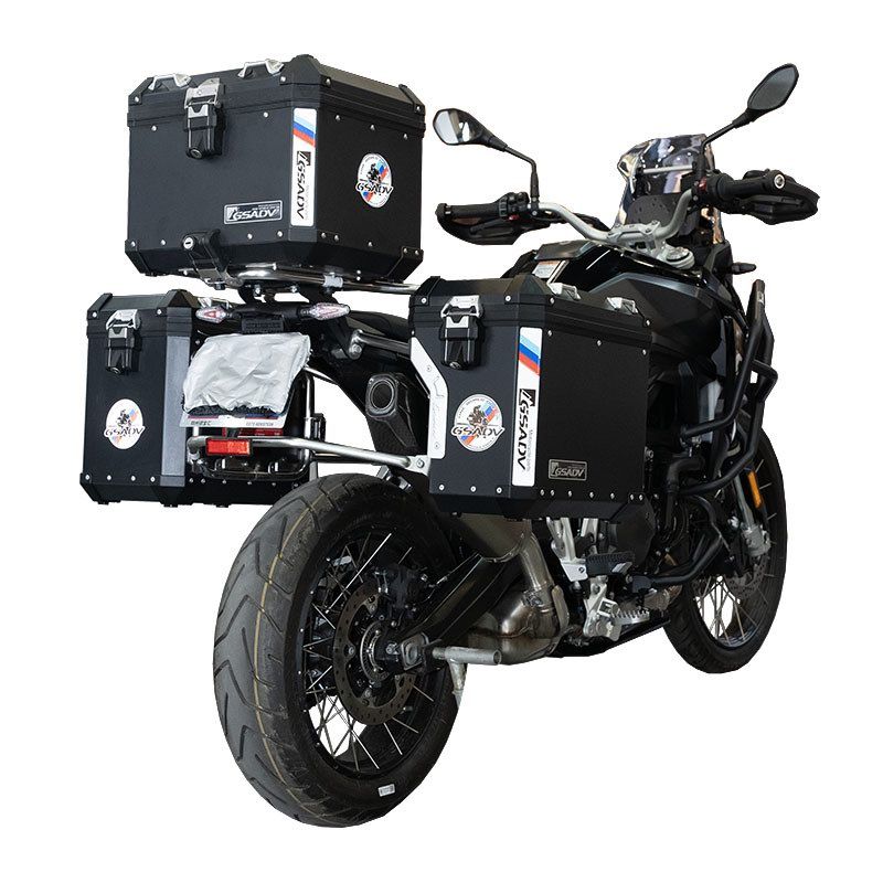 Classic aluminum-magnesium alloy three-box - black