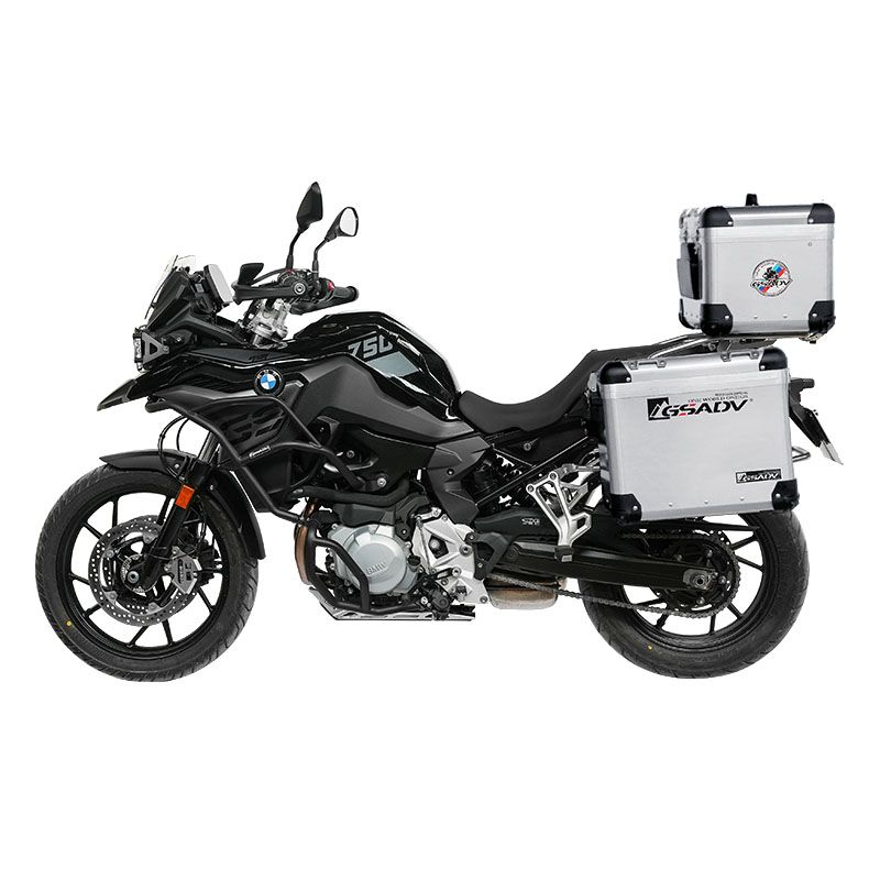 Three cases of zing aluminum-magnesium alloy - Silver