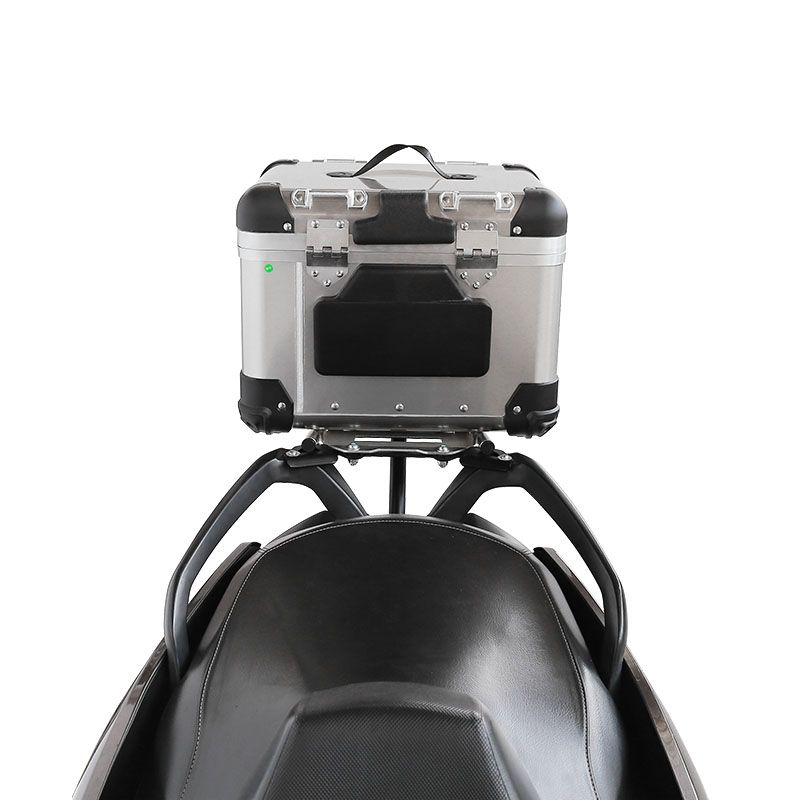 Classic aluminum-magnesium alloy trunk - silver