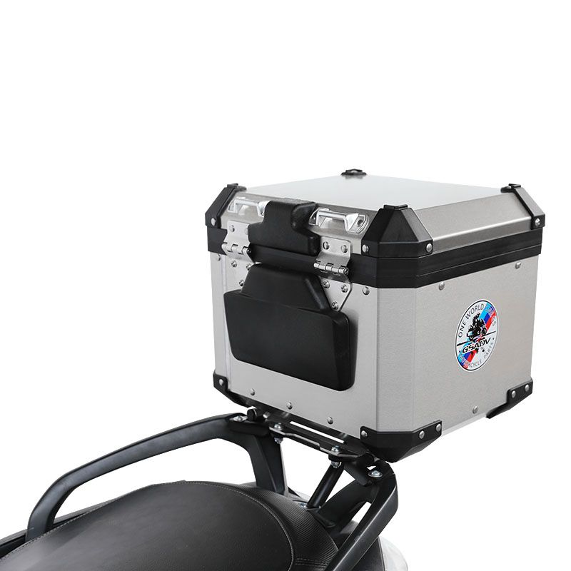 Classic aluminum-magnesium alloy trunk - silver