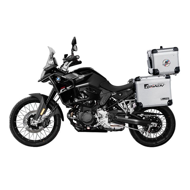 Three cases of zing aluminum-magnesium alloy - Silver