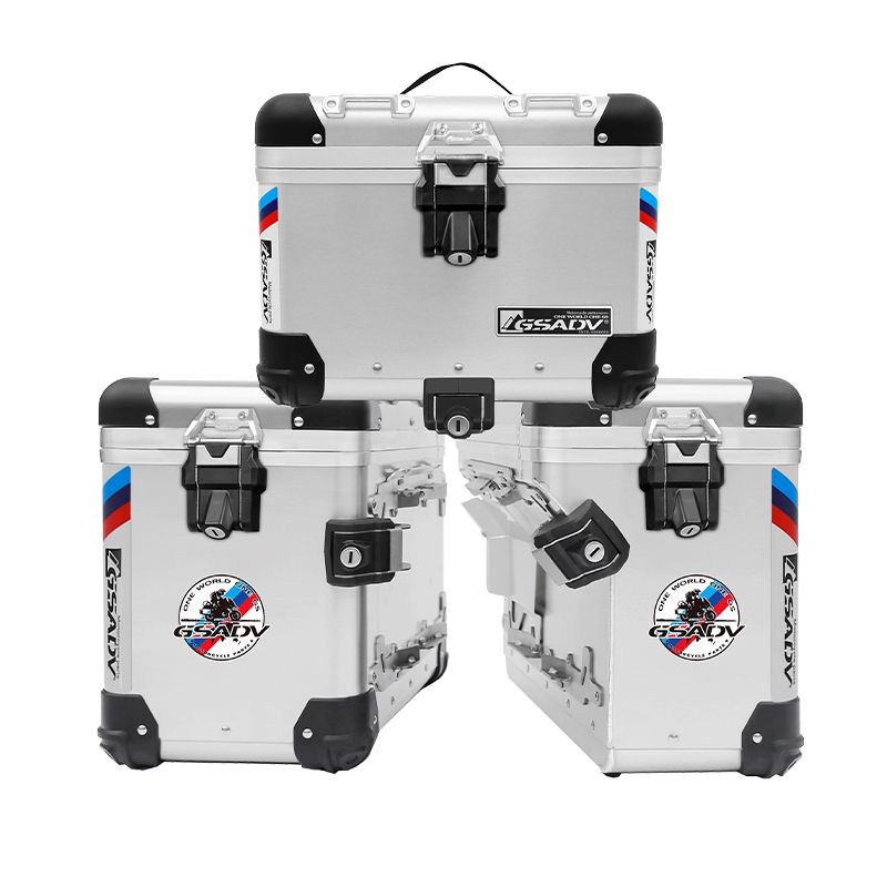 Three silver cases of zing style