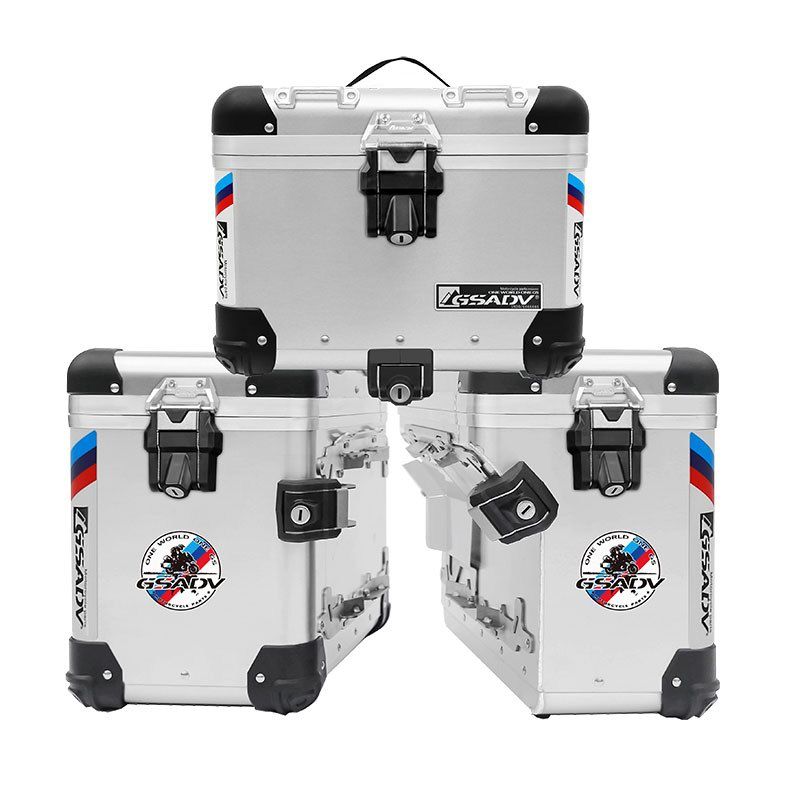 Three cases of zing aluminum-magnesium alloy - Silver