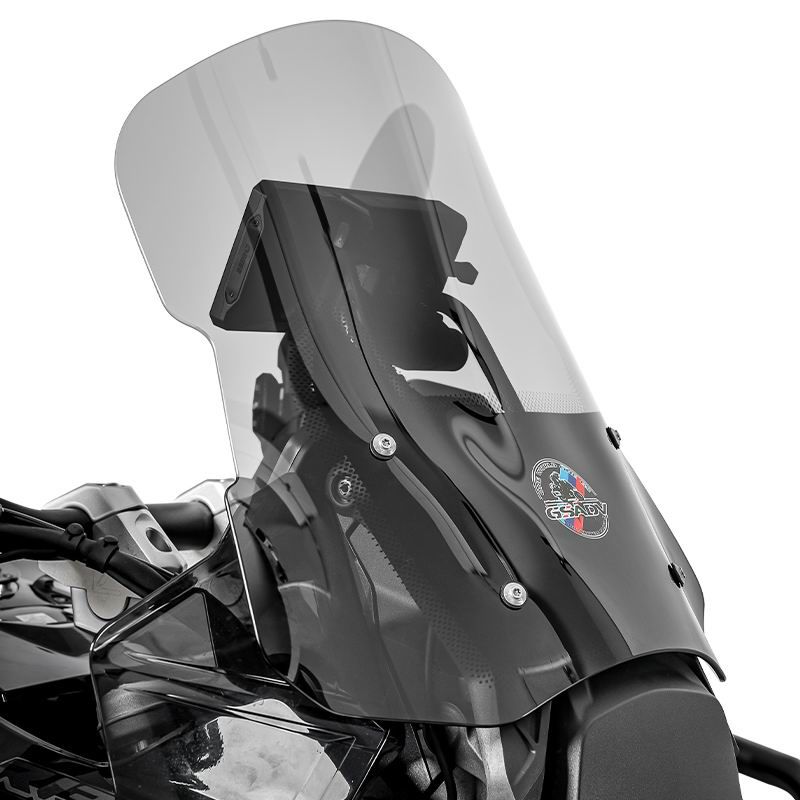 Increase the windshield of the motorcycle travel