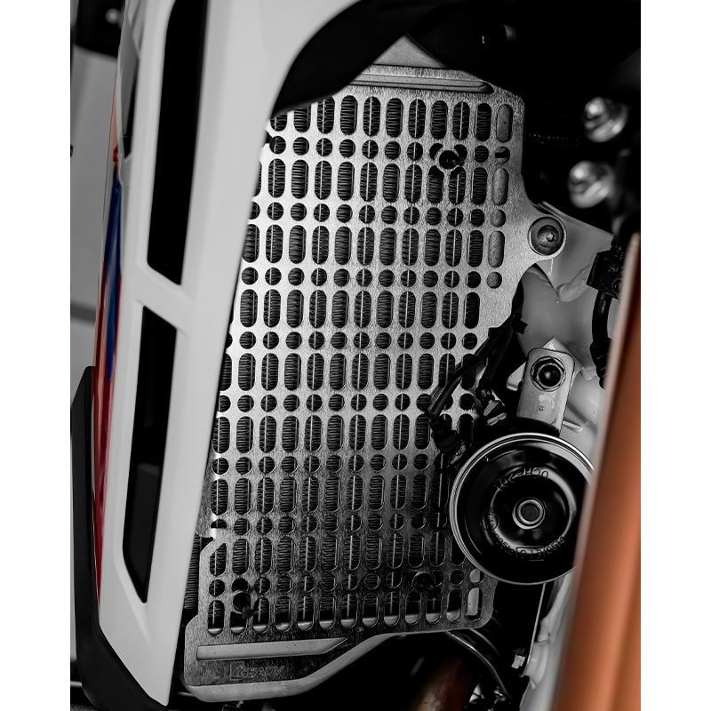 Water tank guard net - silver