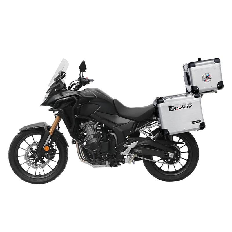 Three cases of zing aluminum-magnesium alloy - Silver