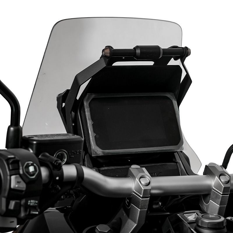 Navigation expansion bracket