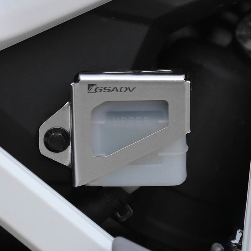 Rear oil cup protection